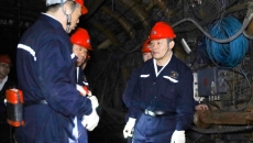 ������֡�(�й���)���޹�˾����